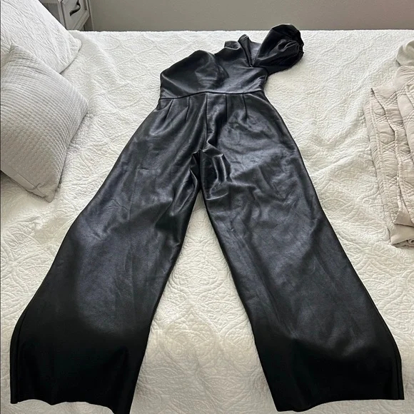 Sachin + Babi Jagger Black One-Shoulder Jumpsuit - Picture 9 of 9